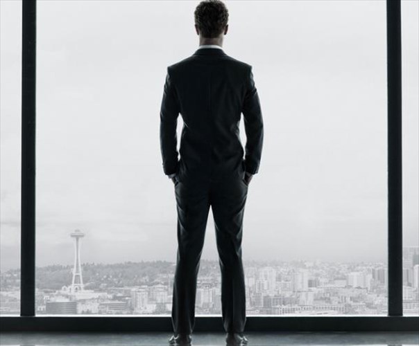 o-kurios-gkrei-ton-peninta-apoxroseon-tou-gkri-tha-sas-dei-tora