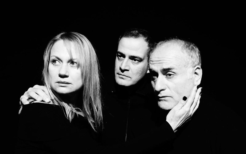 stelios-mainas-skinothetei-tin-poli-tis-loulas-anagnostaki