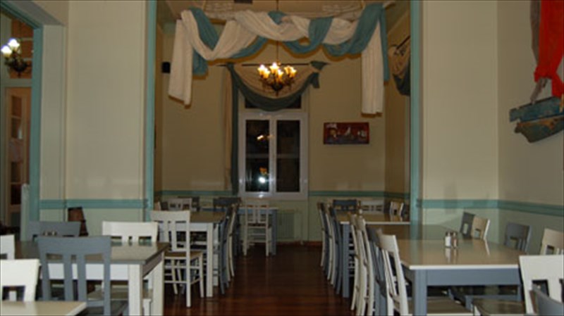 ydroussa-spitikes-nostimies-se-suskeuasia-monokatoikias