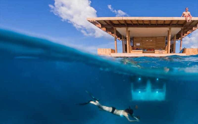 ena-upothalassio-domatio-anoigei-se-poluteles-resort-tis-afrikis