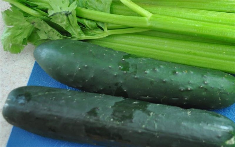 ta-tria-laxanika-me-ti-mikroteri-diatrofiki-aksia