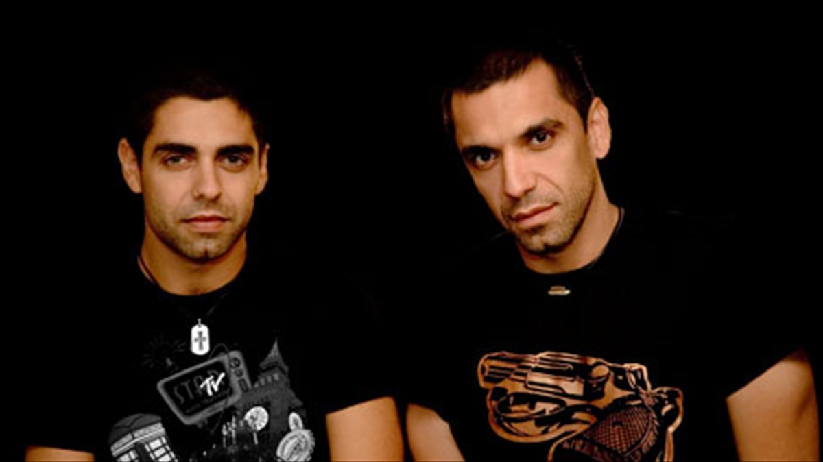 ta-kitrina-podilata-giortazoun-stin-arxitektoniki