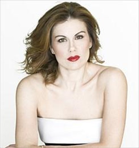 i-eugenia-manolidou-sto-megaro-mousikis-thessalonikis