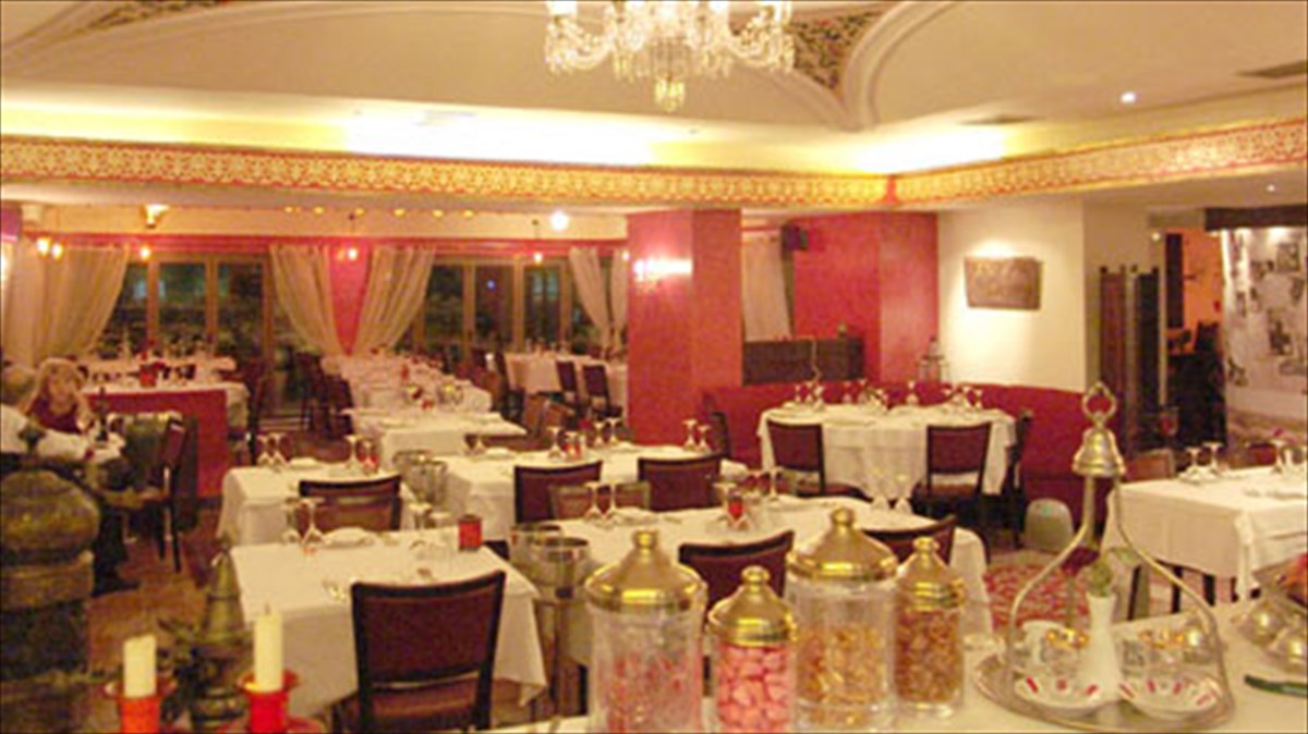 to-pandeli-krisi-den-koita