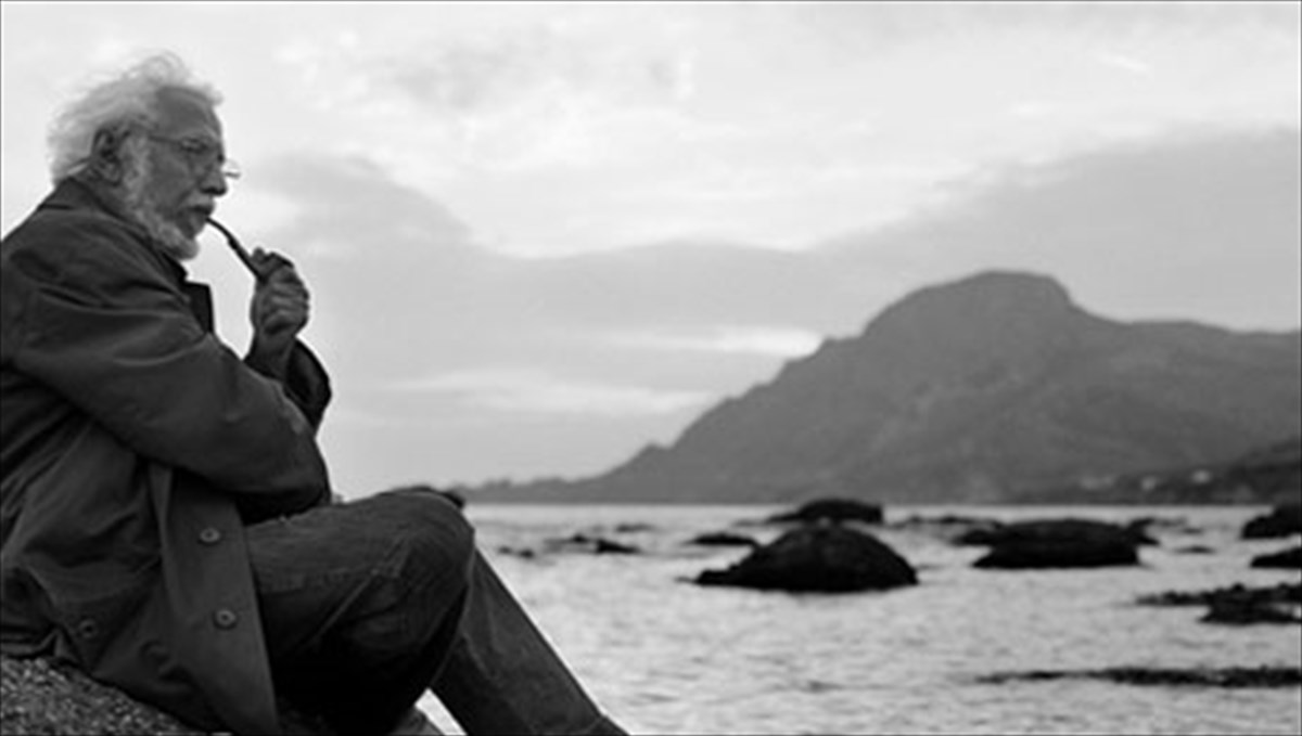 o-giorgos-grammatikakis-sunomilei-me-to-arxegono-fos