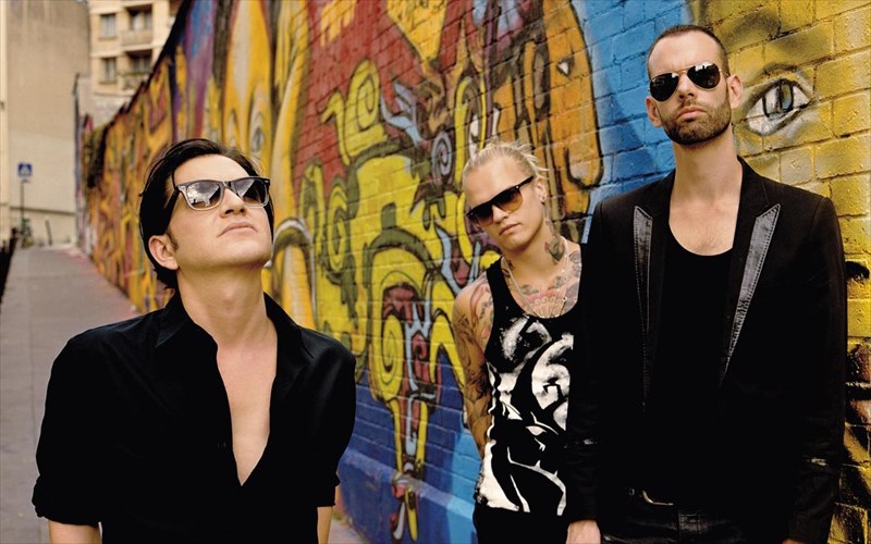 oi-placebo-ksana-stin-ellada