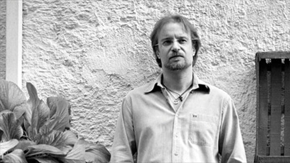 kopse-tin-peina-sou-me-mousiki