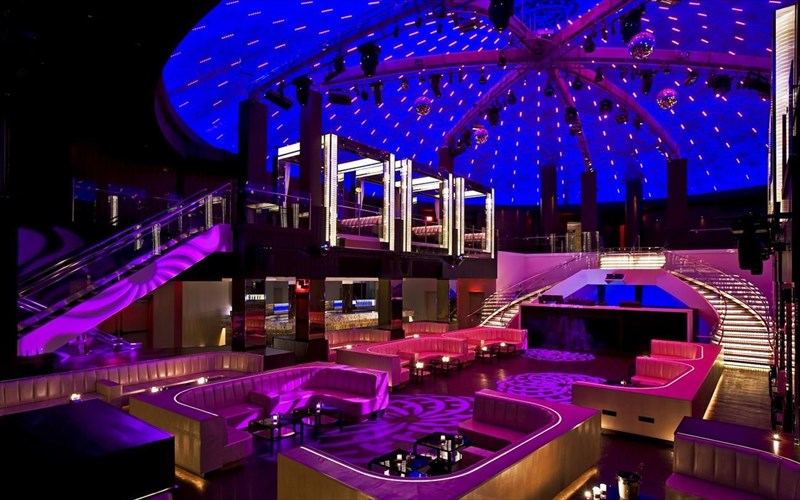 10-monadika-klamp-tou-planiti