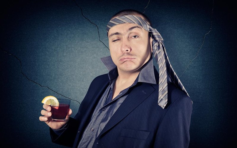 otan-to-stres-mas-odigei-sto-poto