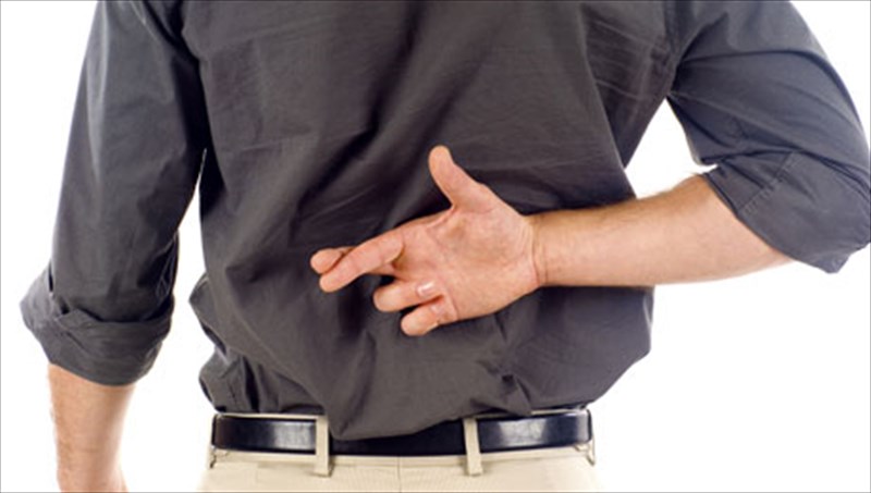 ta-psemata-blaptoun-tin-ugeia