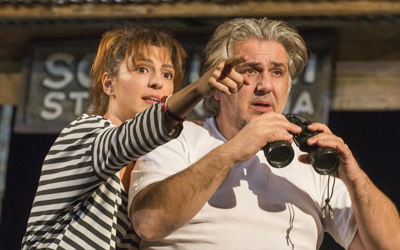 ieroklis-mixailidis-enas-authairetos-stin-kentriki-skini-tou-akropol