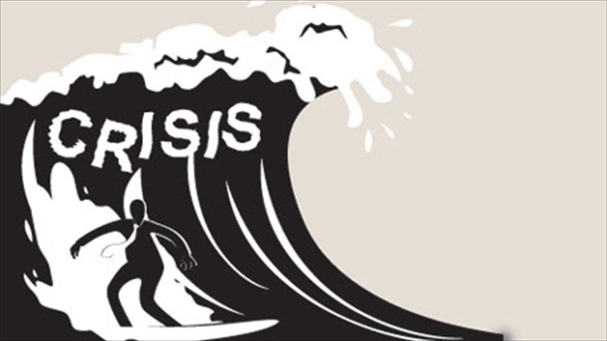 h-krisi-empneei-kai-tin-geloiografia