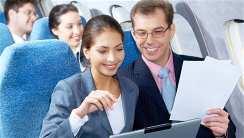 ta-aeroplana-einai-to-neo-hotspot-gia-romantika-flert