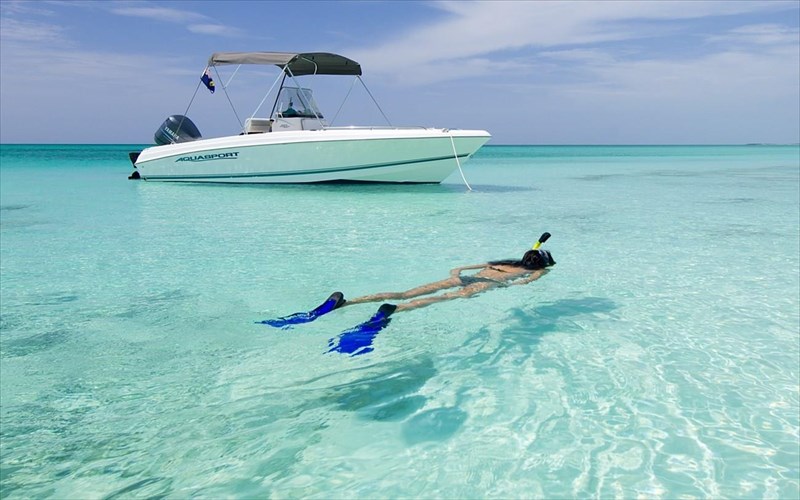 oi-oraioteres-paralies-tou-kosmou