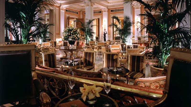 chic-fusalides-sti-megali-bretannia