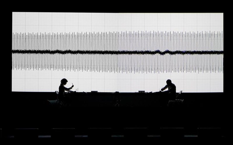 to-borderline-festival-epistrefei-sti-stegi