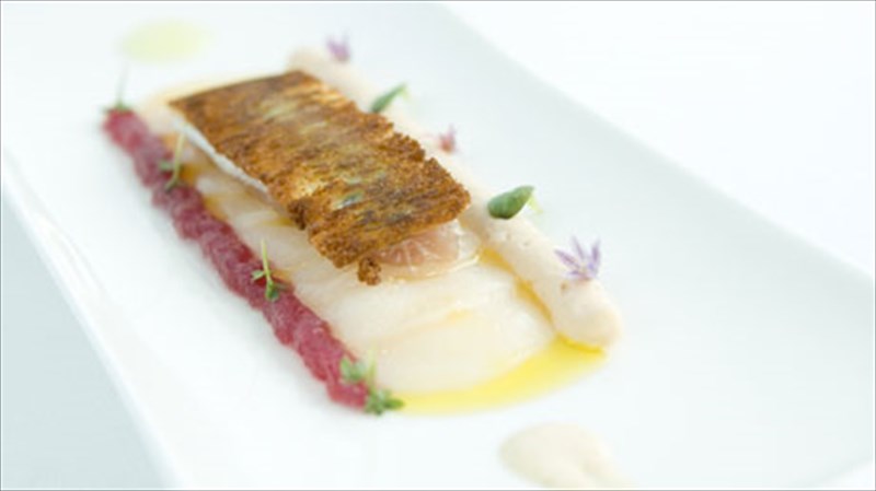 anakatatakseis-kai-ena-neo-brabeio-sta-gallika-michelin