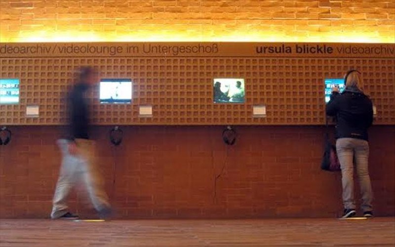 ena-fotografiko-peirama-poleis-apo-ta-kato