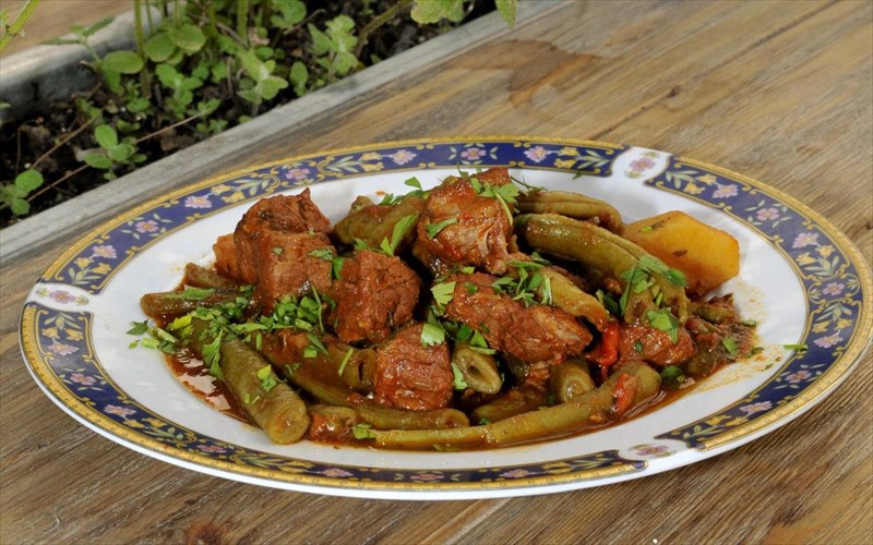 belle-amie-epomeni-stasi-kuklades