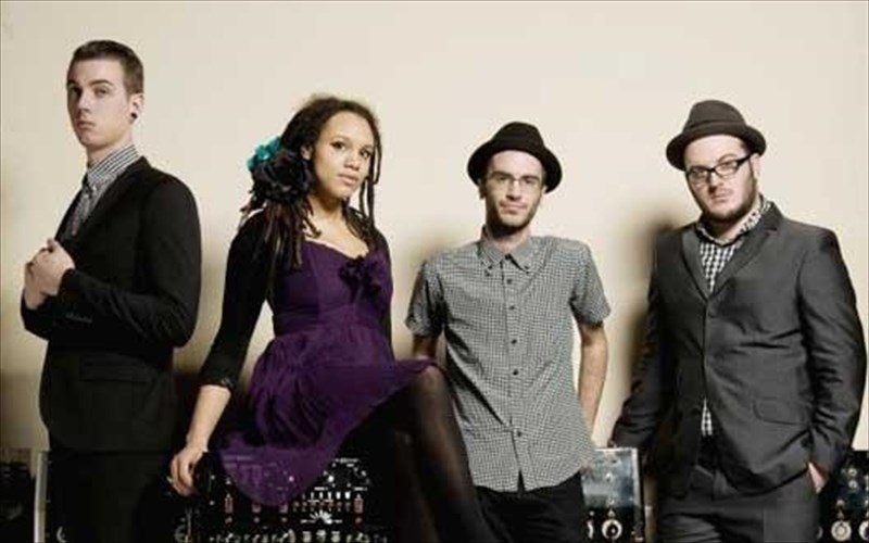 ena-ksesikotiko-live-me-ska-kai-punk-apo-tous-skints