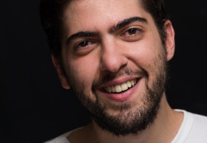 dimitris-karantzas-o-nearoteros-skinothetis-pou-katebainei-stin-epidauro-nearoteros-skinothetis-pou-katebainei-stin-epidauro