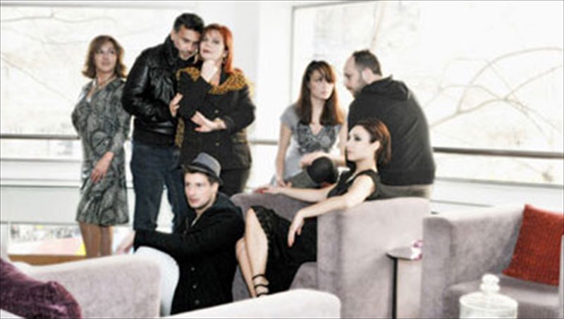 diamantia-kai-mplouz-sti-thessaloniki