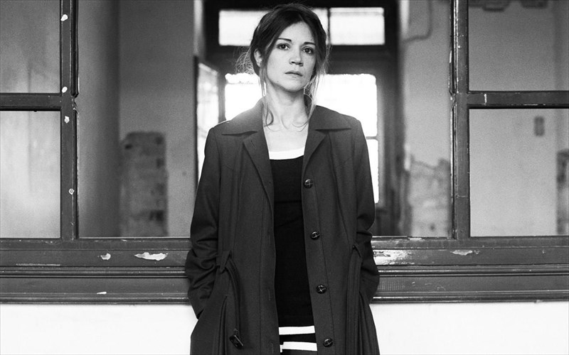 o-kuklos-ton-kataramenon-poiiton-sto-theatriko-sanidi