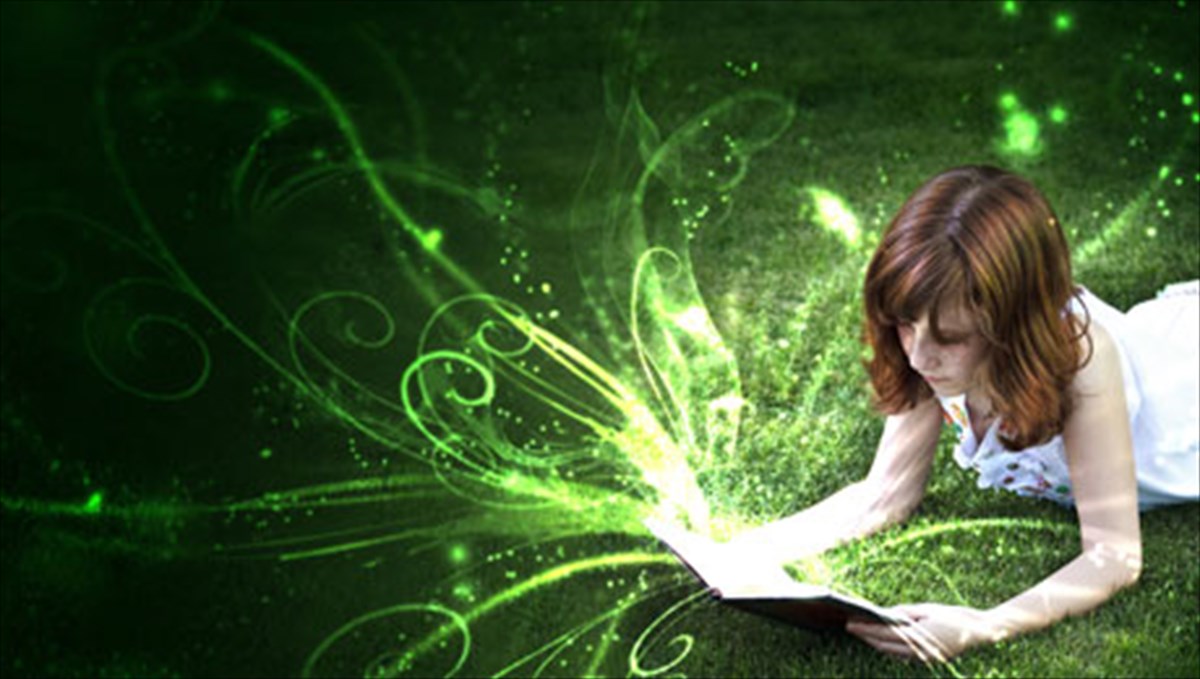 mia-xameni-metafrasti-tou-ks-liouis-erxetai-sto-fos