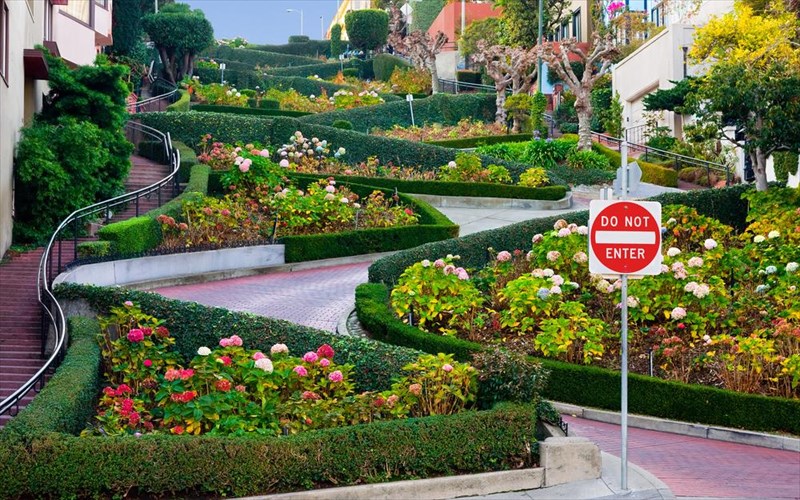 oi-pio-diasimoi-dromoi-tou-kosmou