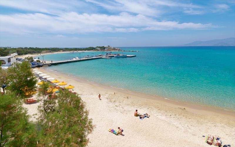 ta-10-pio-omorfa-ellinika-nisia