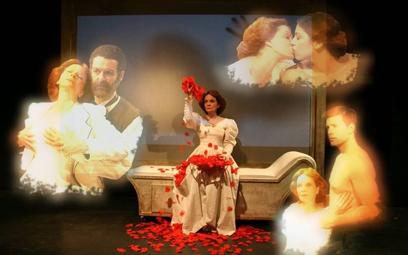 martha-froint-ena-theatriko-portreto