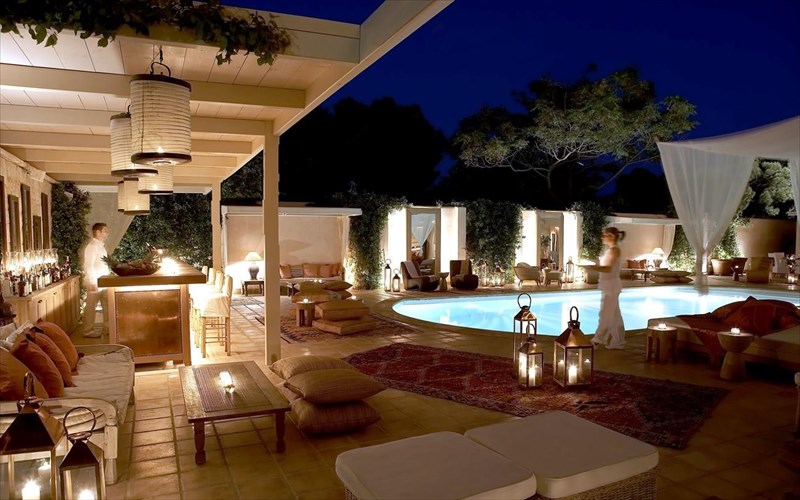 apo-simera-to-malabar-foraei-ta-kalokairina-tou