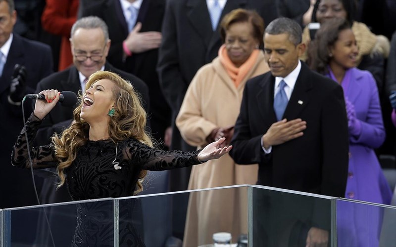 otan-i-mousiki-mplekei-me-tin-politiki-mousiki-mplekei-me-tin-politiki