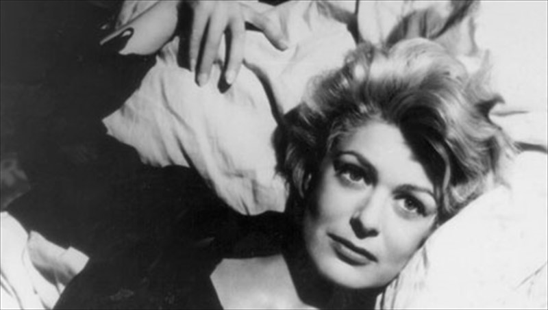 sti-loukia-mixalopoulou-to-brabeio-melina-merkouri