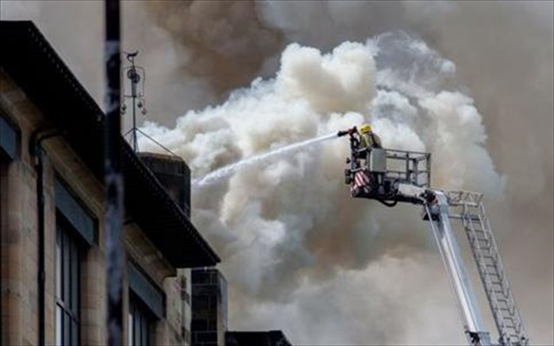 purkagia-katestrepse-ti-sxoli-kalon-texnon-tis-glaskobis