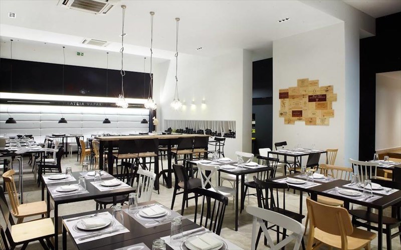 etisies-kai-thalasses-meltemi-thalassinis-dimiourgikotitas