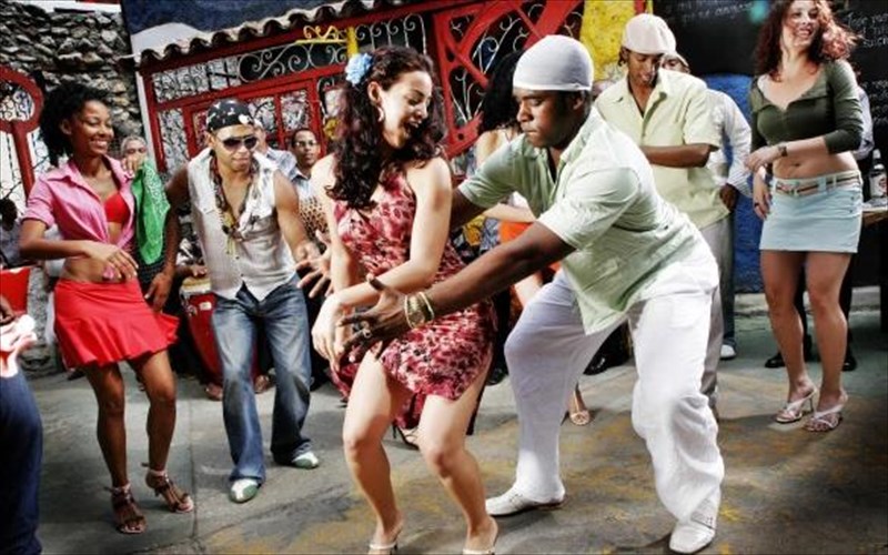 ta-5-kalutera-meri-tou-planiti-gia-na-biosete-ti-mousiki-kalutera-meri-tou-planiti-gia-na-biosete-ti-mousiki