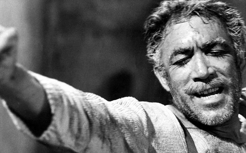 10kai1-pragmata-pou-prepei-na-gnorizoume-gia-ton-anthony-quinn