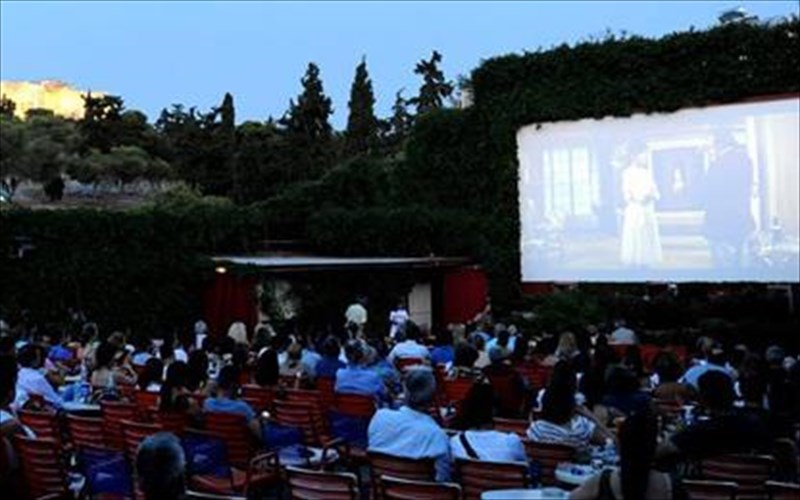 duo-ellinika-therina-sinema-sta-deka-kalutera-tis-europis