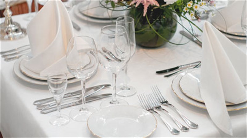 odigos-sostis-sumperiforas-sto-trapezi-gia-arxarious