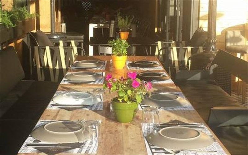 mandaloun-i-anatoliki-mesogeios-sto-piato-mas-anatoliki-mesogeios-sto-piato-mas