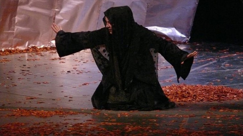 balkaniki-theatriki-skini-sto-kthbe