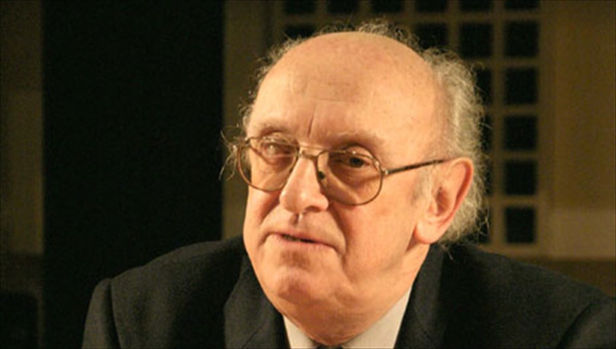 petros-markaris-oi-politikoi-den-ebalan-se-taksi-to-xrimatopistotiko-sustima