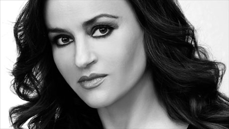 brabeutikan-oi-karuofullia-karampeti-kai-konstantinos-markoulakis