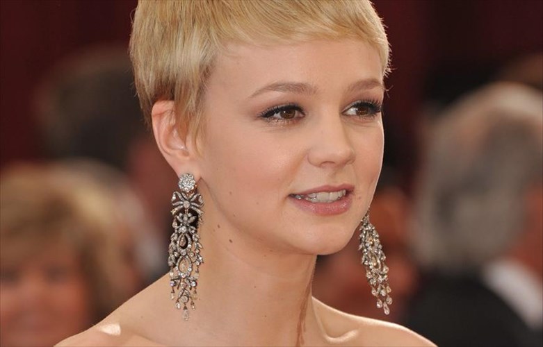 carey-mulligan-enthousiazei-tous-theatrofilous-tou-londinou