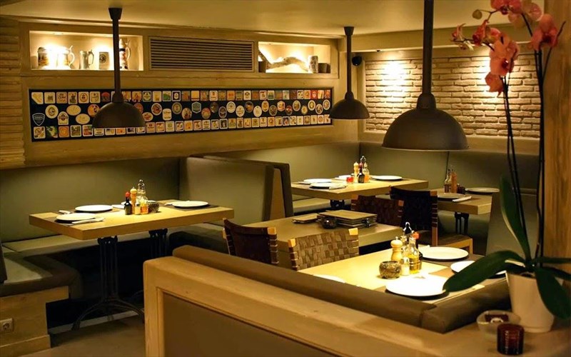 bock-beer-and-cocktail-restaurant-bauareziki-afiksi-stou-makrugianni