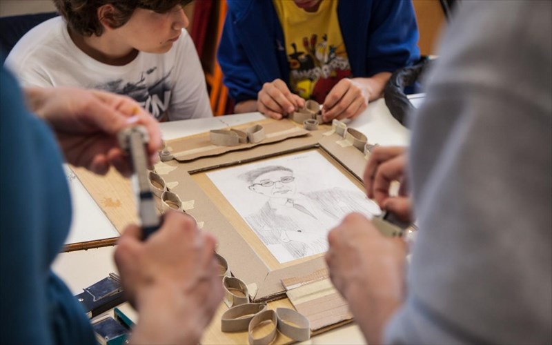 o-kabafis-paei-sxoleio