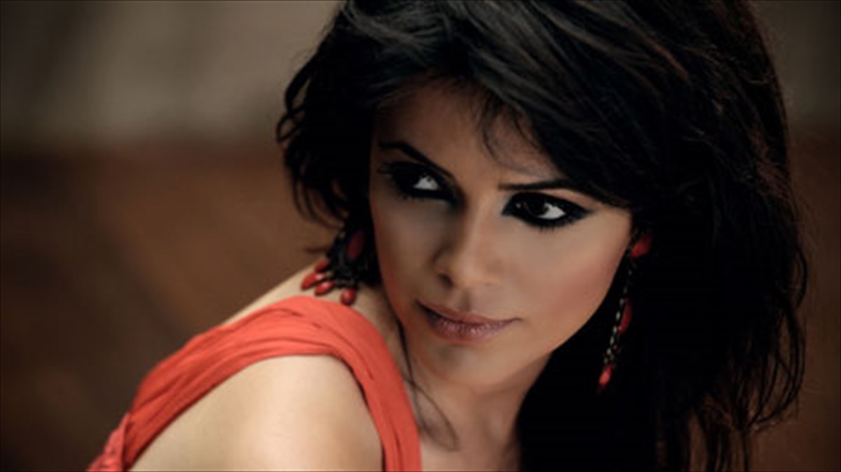 i-iereia-ton-sefaraditikon-tragoudion-stin-ellada