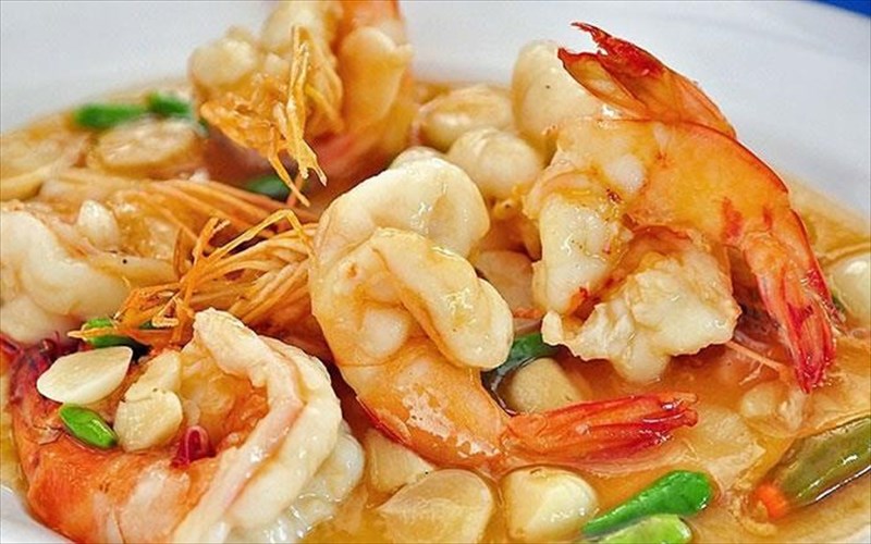 ta-10-pio-xaraktiristika-piata-tis-tailandezikis-kouzinas