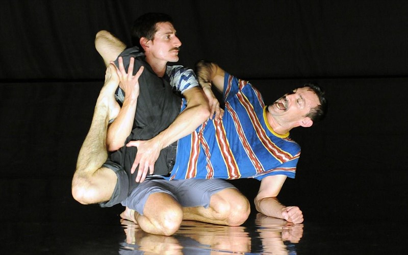 mantafounis-mazlia-se-xoreutiko-sumplegma-sto-festibal-athinon